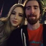 Who is Asmongold ’s girlfriend?