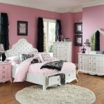 Bedroom sets for girls - cute and beautiful!